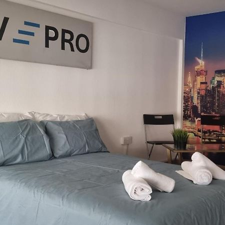 Livepro Apartment Larnaca Ngoại thất bức ảnh