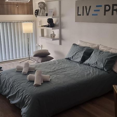 Livepro Apartment Larnaca Ngoại thất bức ảnh
