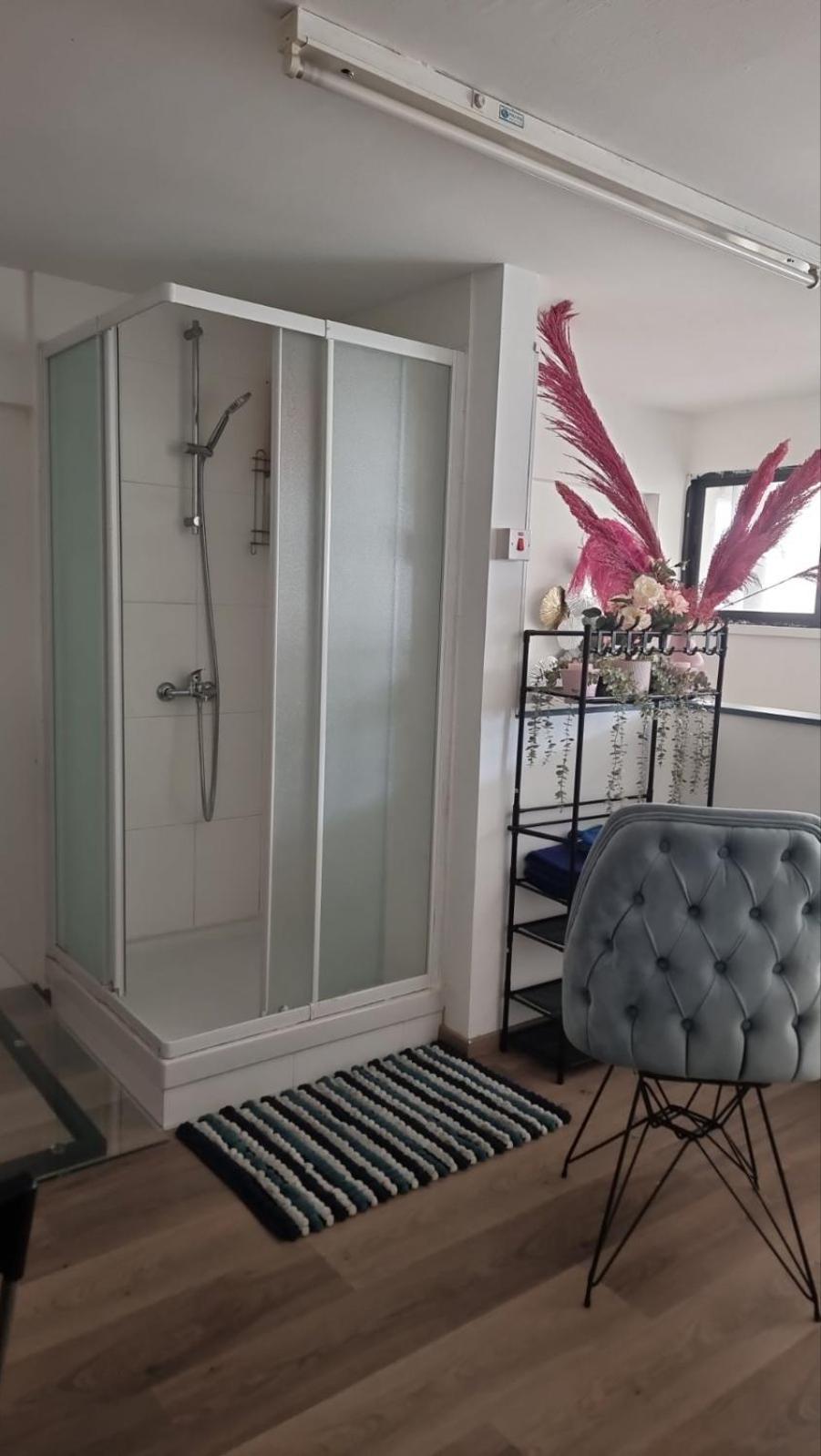 Livepro Apartment Larnaca Ngoại thất bức ảnh