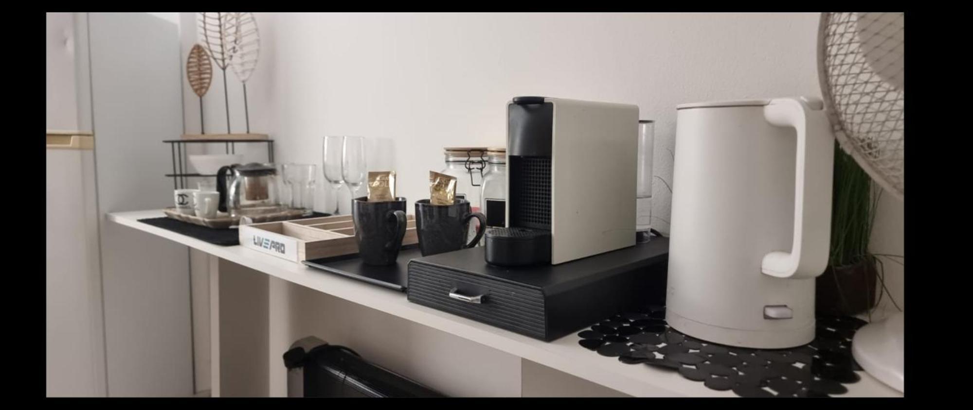 Livepro Apartment Larnaca Ngoại thất bức ảnh